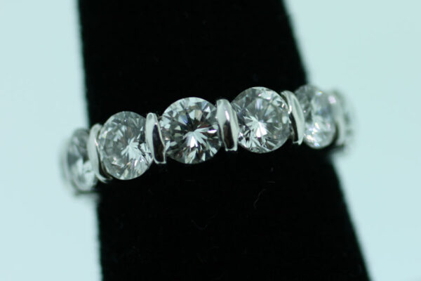 multiple Diamond ring